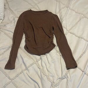 Brown long sleeve tee